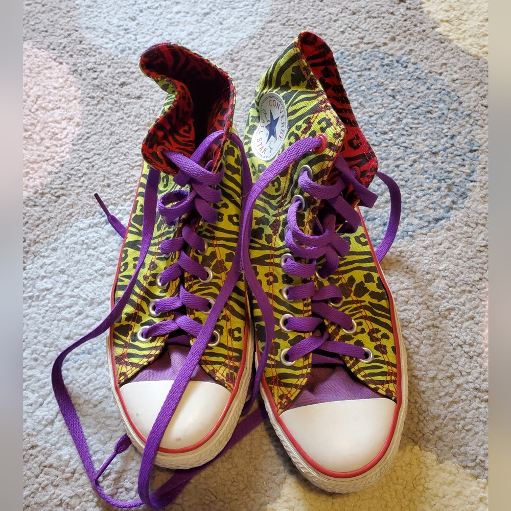 Custom high top converse chucks size 9 women's used